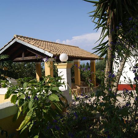Villa Bouka Astrakeri エクステリア 写真