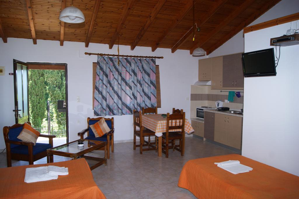 Villa Bouka Astrakeri エクステリア 写真